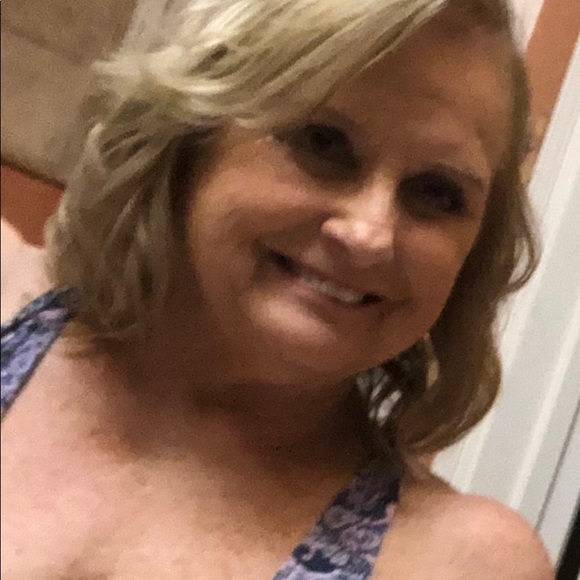 Meet your Posher, Cassie - Picture 1 of 1